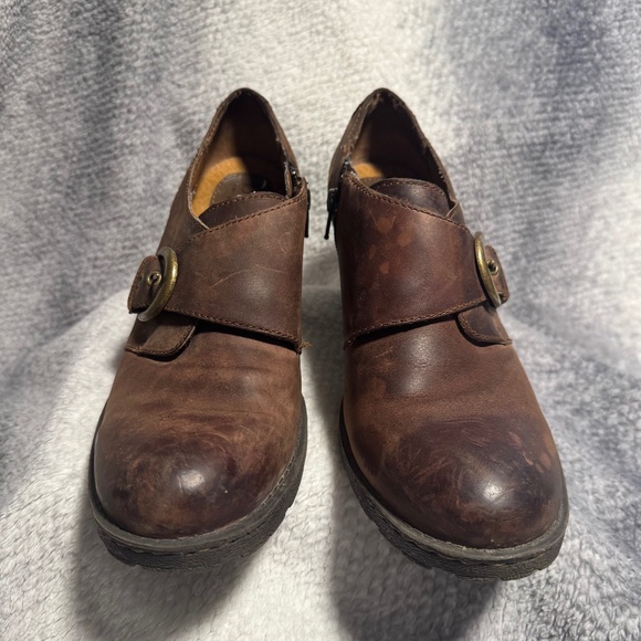 BOC Womens Low Ankle Bootie Brown Leather Chunky 3 inch Heal Size 9.5 - Picture 1 of 7